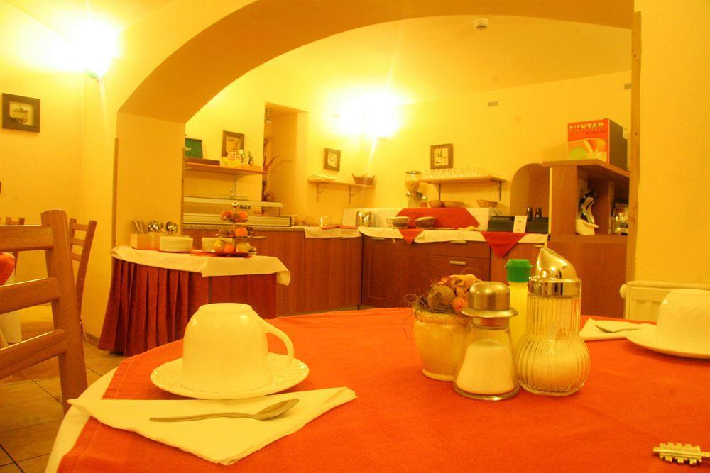 Central Hotel Tiepolo 布拉格 外观 照片
