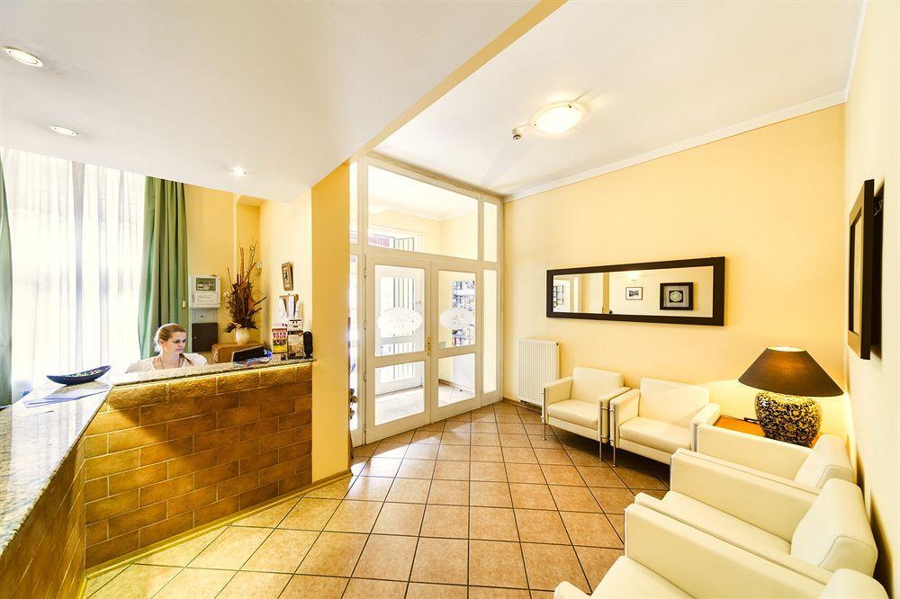 Central Hotel Tiepolo 布拉格 外观 照片